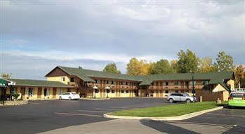 Hospitality Inn Bowmansville Bagian luar foto